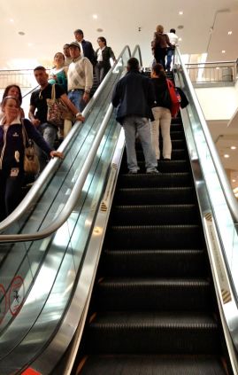 Ecuadorians taught me to just stand still on escalators. 